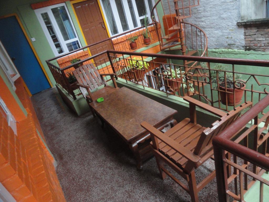 Hotel Backpackers Inn Katmandú Exterior foto