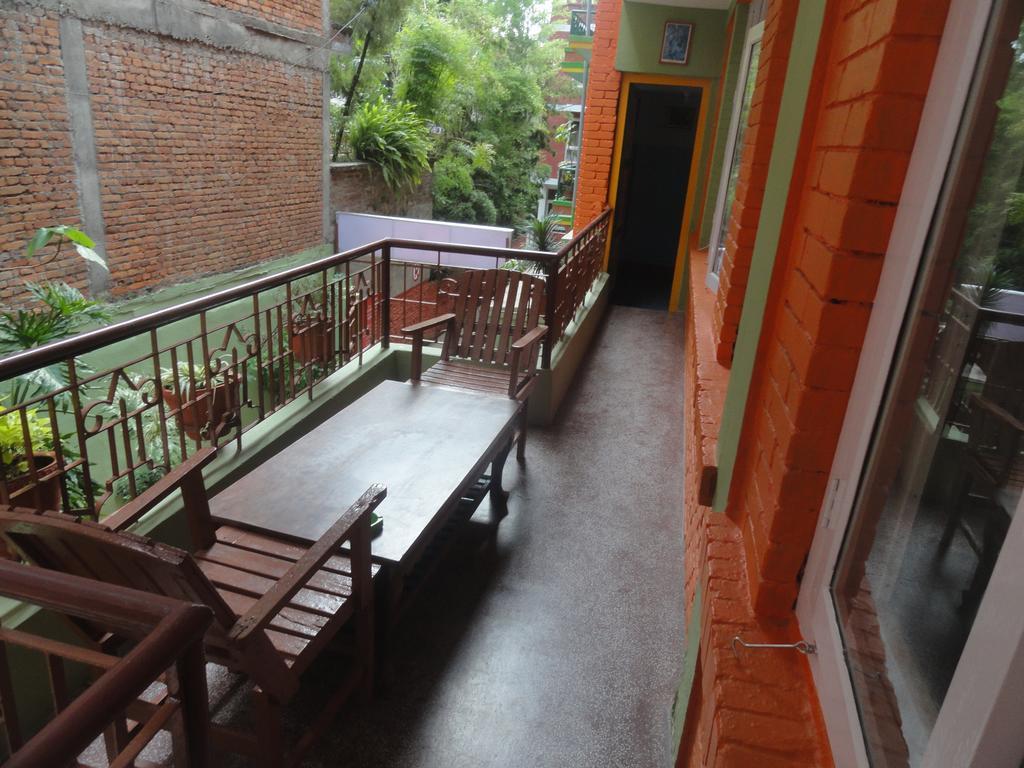 Hotel Backpackers Inn Katmandú Exterior foto